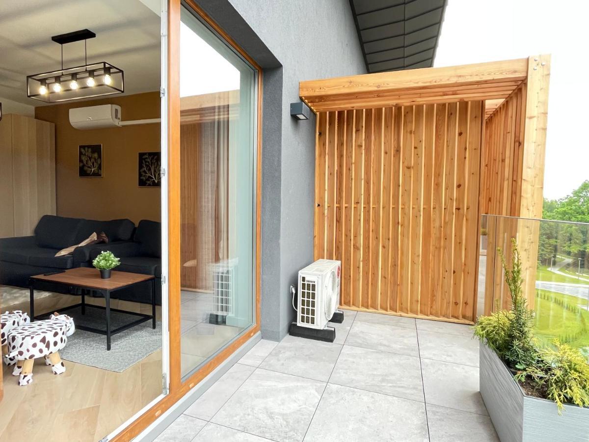 Superior Laguna Beskidow 3 Rooms! Sauna&Gym! Air Condition! Zarzecze  Εξωτερικό φωτογραφία